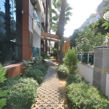 Cozy Dublex 2+1 Apartment In Cleopatra Beach אלאניה